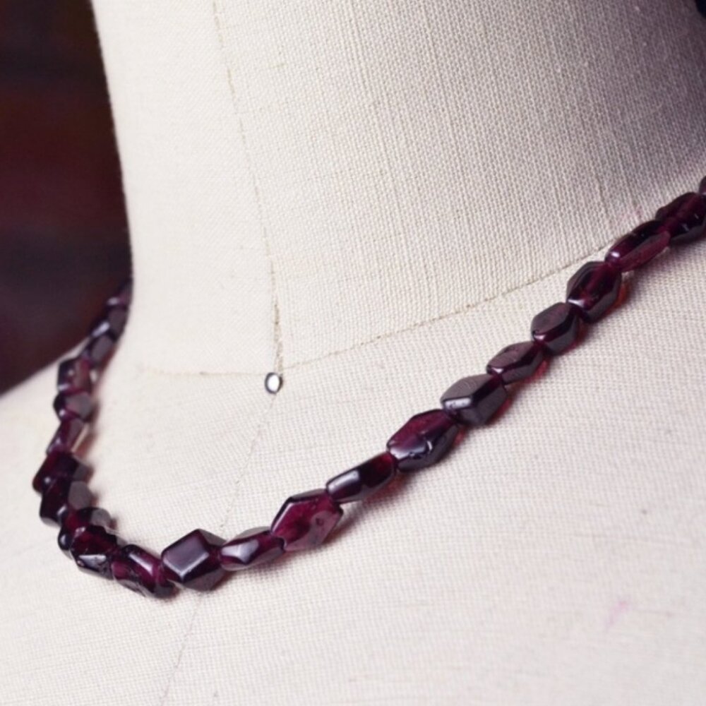 1950s Purple Resin Necklace